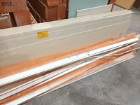 Lot 30 - gyproc en pleisterprofielen - afbeelding 1 van  3