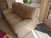 Lot 30 - lederen sofa - afbeelding 2 van  4