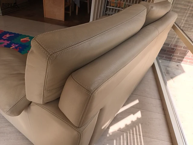 Lot 30 - lederen sofa - afbeelding 3 van  4