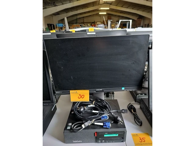 Lot 30 - lenovo thinkcentre computer - afbeelding 1 van  1