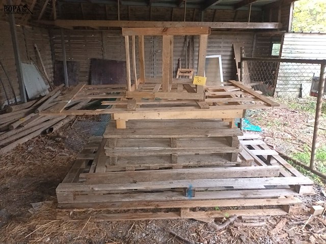 Lot 30 - lot houten palletten - afbeelding 1 van  4