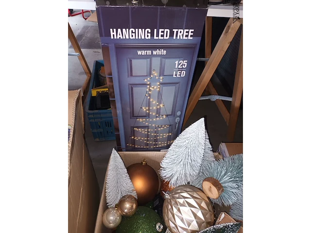 Lot 30 - lot kerstdecoratie - afbeelding 4 van  5