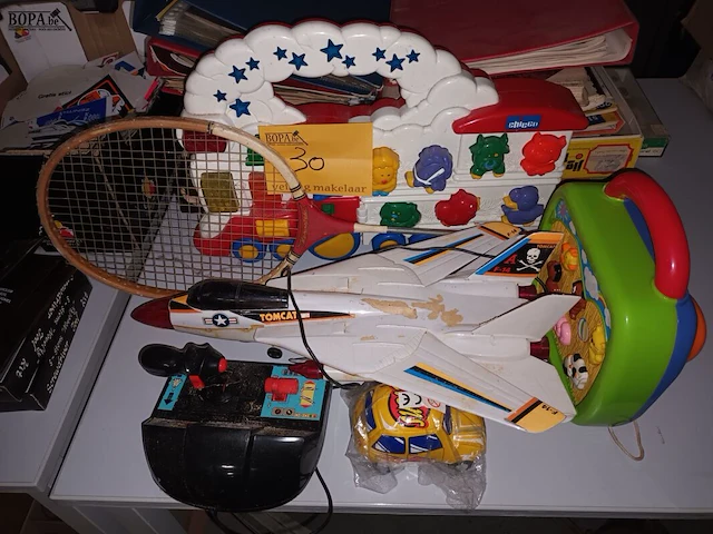 Lot 30 - oud speelgoed. 5 stuks - afbeelding 1 van  5