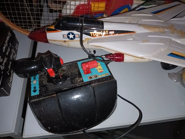 Lot 30 - oud speelgoed. 5 stuks - afbeelding 2 van  5