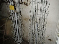 Lot 30 - presentatierekje. 2 stuks - afbeelding 1 van  1