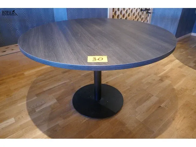 Lot 30 - ronde horecarafels hilma 3 stuks - afbeelding 1 van  4