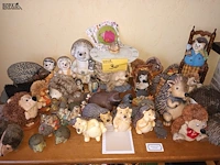 Lot 30 - verzameling decoratie egels. 55 stuks - afbeelding 1 van  5