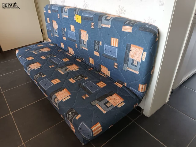 Lot 30 - zetelbed - afbeelding 2 van  3
