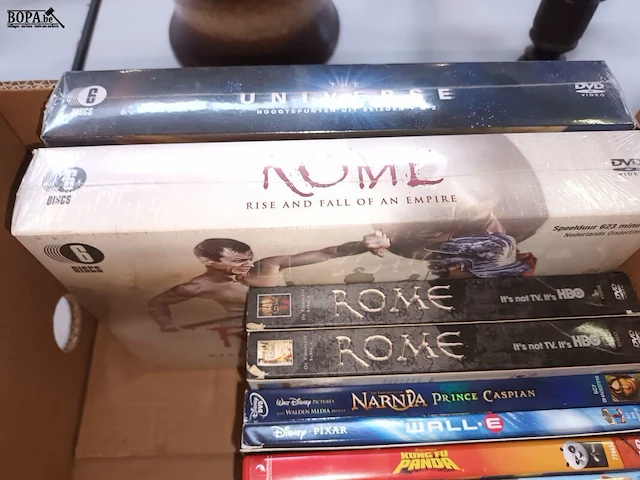 Lot 300 - dvd’s. 35 stuks - afbeelding 4 van  5