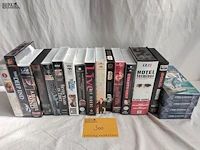 Lot 300 - lot video's, films en nieuwe videocassetten, 16 stuks en 4 n - afbeelding 1 van  1