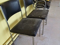 Lot 300 - stoelen. 5 stuks (rokersruimte) - afbeelding 3 van  3