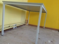 Lot 301 - tafel (rokersruimte) - afbeelding 2 van  4