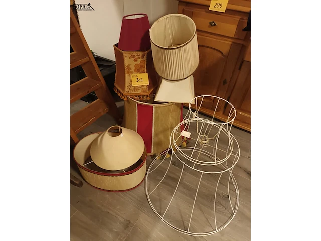 Lot 302 - lampenkappen. 10 stuks - afbeelding 1 van  4