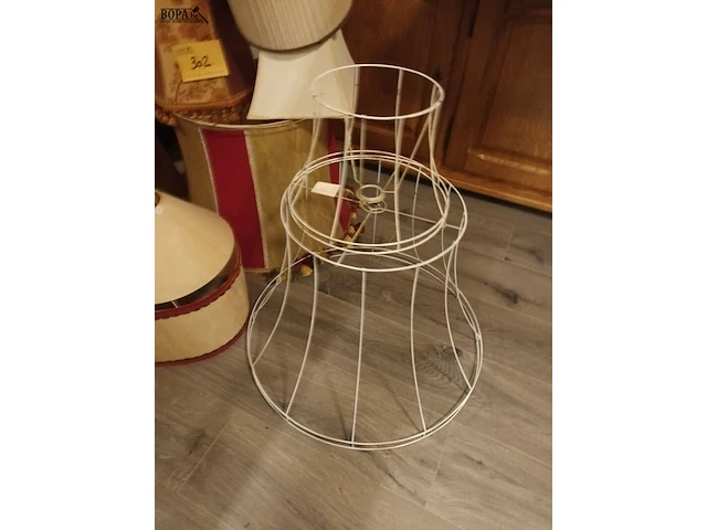 Lot 302 - lampenkappen. 10 stuks - afbeelding 2 van  4