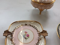 Lot 303 - decoratie limoges porselein. 7 stuks - afbeelding 5 van  5