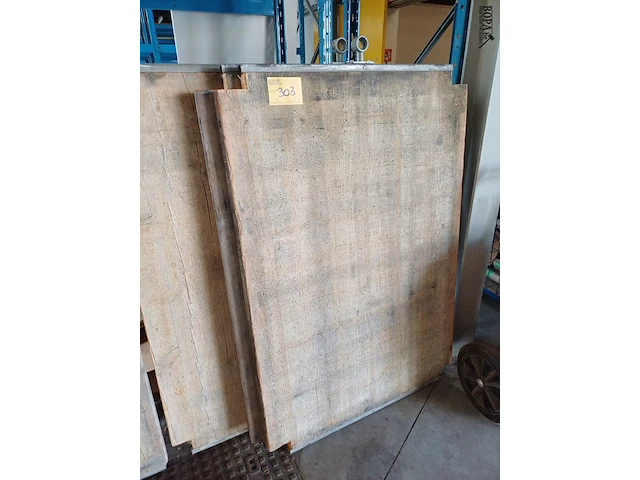 Lot 303 - scheepsvloeren. 4 stuks - afbeelding 2 van  6