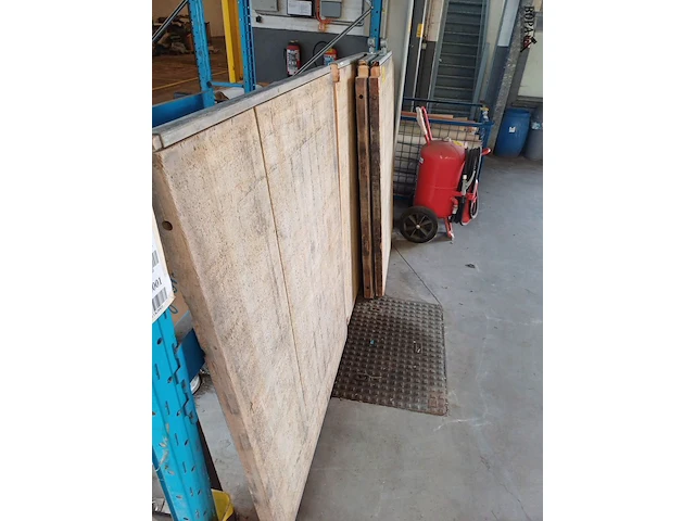Lot 303 - scheepsvloeren. 4 stuks - afbeelding 4 van  6