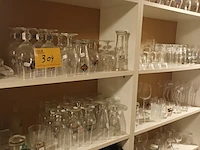 Lot 304 - diverse glazen - afbeelding 1 van  6