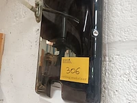 Lot 306 - towel dispenser en handdoekrekje - afbeelding 3 van  3
