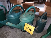 Lot 308 - gieters. 7 stuks - afbeelding 3 van  4