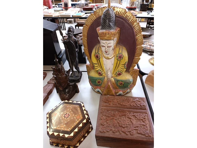 Lot 309 - houten decoratie. 20 stuks - afbeelding 2 van  5