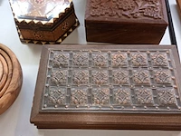 Lot 309 - houten decoratie. 20 stuks - afbeelding 5 van  5