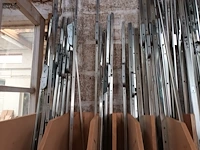 Lot 309 - lot deursloten en borstels - afbeelding 5 van  7