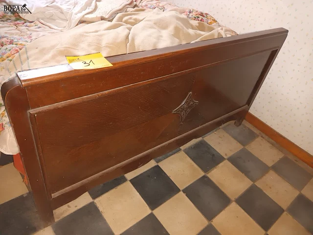 Lot 31 - antiek bed - afbeelding 2 van  4