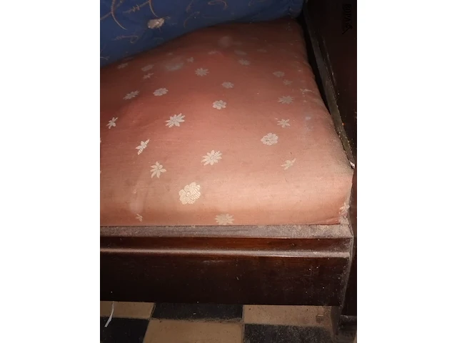 Lot 31 - antiek bed - afbeelding 4 van  4