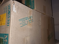 Lot 31 - behuizingskast moeller. 3 stuks - afbeelding 2 van  3