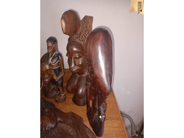 Lot 31 - houten decoratie. 9 stuks - afbeelding 3 van  4