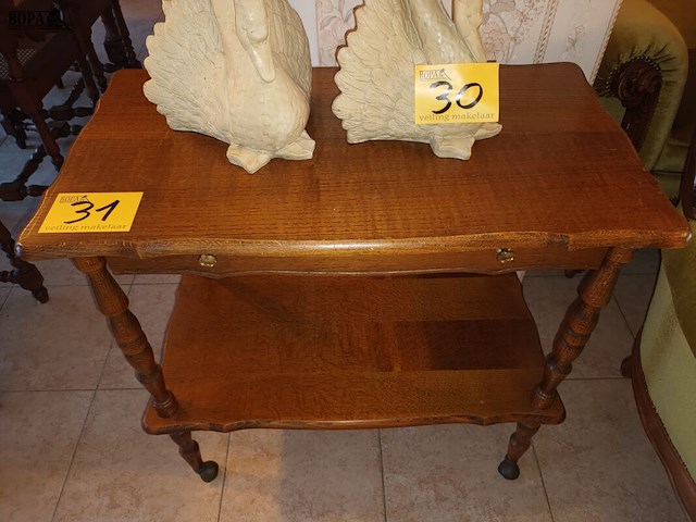 Lot 31 - houten serveerwagentje - afbeelding 1 van  5