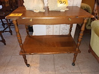 Lot 31 - houten serveerwagentje - afbeelding 2 van  5