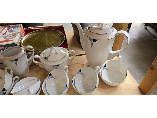 Lot 31 - koffieservies 26 delig - afbeelding 3 van  3