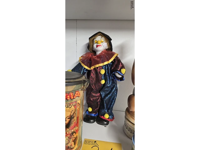 Lot 31 - lotje diversen, clown, blik en 2 muziekale items - afbeelding 3 van  4
