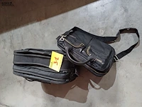 Lot 31 - samsonite computertassen - 2 stuk - afbeelding 1 van  3
