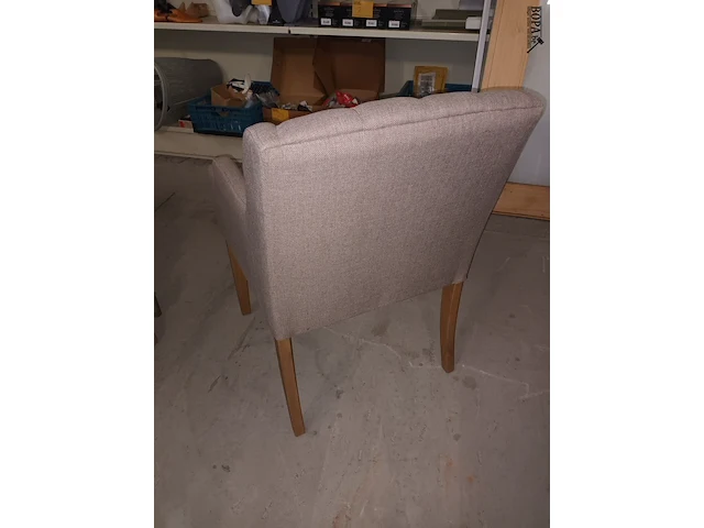 Lot 31 - stoffen armstoelen. 4 stuks - afbeelding 3 van  4