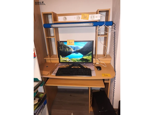 Lot 310 - bureau meubel - afbeelding 1 van  4