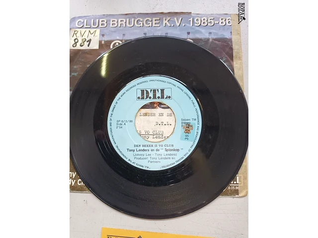 Lot 311 - vinyl plaat club brugge - afbeelding 3 van  3