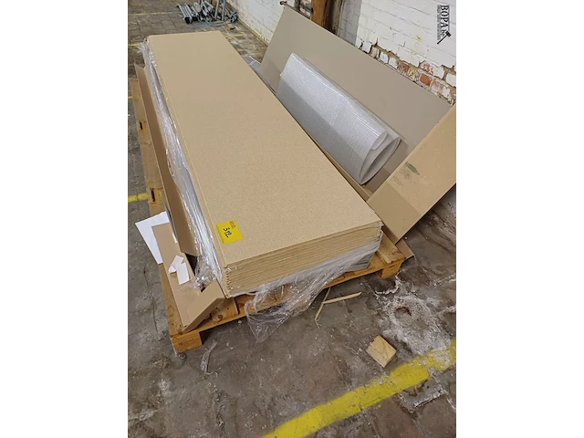 Lot 312 - decoratieve klikwandpanelen. 13 stuks - afbeelding 1 van  4