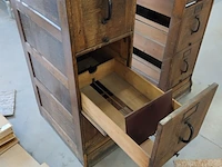 Lot 312 - houten archiefkast - afbeelding 3 van  3