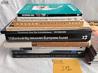 Lot 312 - lot kunst boeken en privilege tijdschriten - afbeelding 2 van  3