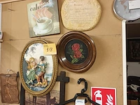 Lot 313 - wanddecoratie. 8 stuks - afbeelding 1 van  5