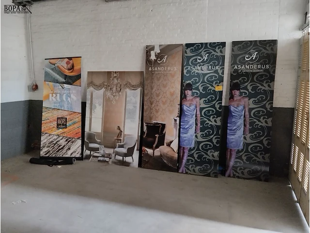 Lot 316 - wandfoto’s. 4 stuks - afbeelding 2 van  4