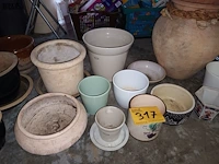 Lot 317 - bloempotten. 20 stuks - afbeelding 3 van  4