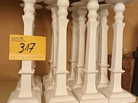 Lot 317 - kandelaars. 12 stuks - afbeelding 1 van  2