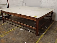 Lot 317 - textieltafel - afbeelding 1 van  5