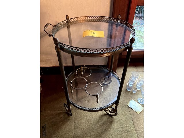 Lot 318 - ronde serveertrolley met 2 laden,verguld brons gebruikte sta - afbeelding 1 van  4