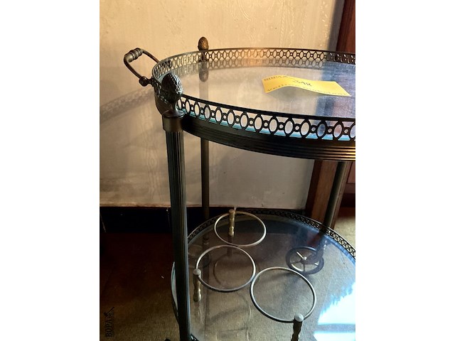 Lot 318 - ronde serveertrolley met 2 laden,verguld brons gebruikte sta - afbeelding 3 van  4