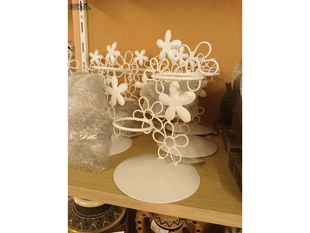 Lot 318 - theelichthouders. 22 stuks - afbeelding 3 van  4